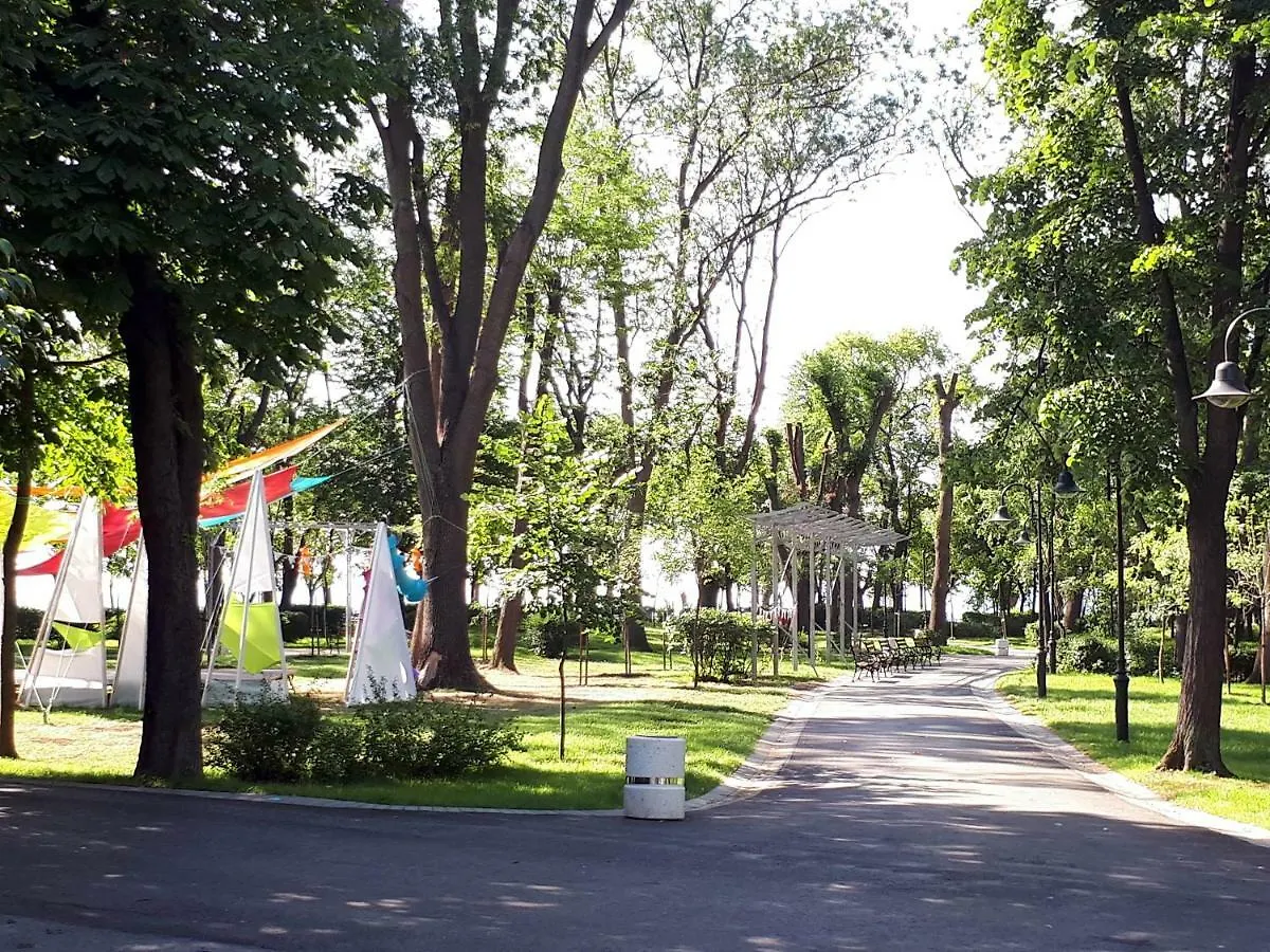 Parallel 42,5N Burgas Apartment